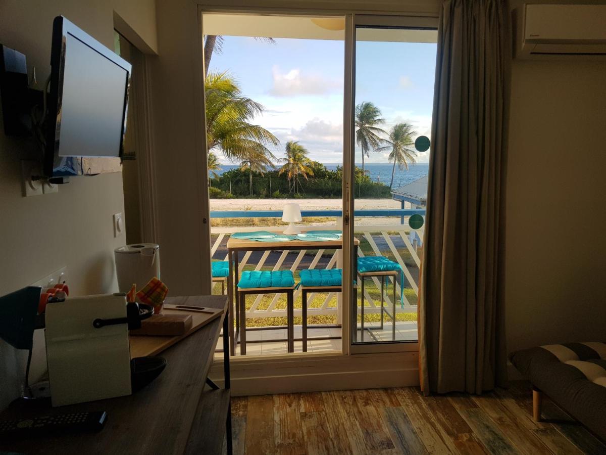 Grand Studio Vue Mer Avec Reservoir D'Eau Saint-Francois  Ngoại thất bức ảnh